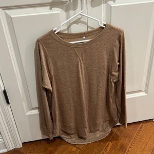 Cute pull over, size small, new with tags